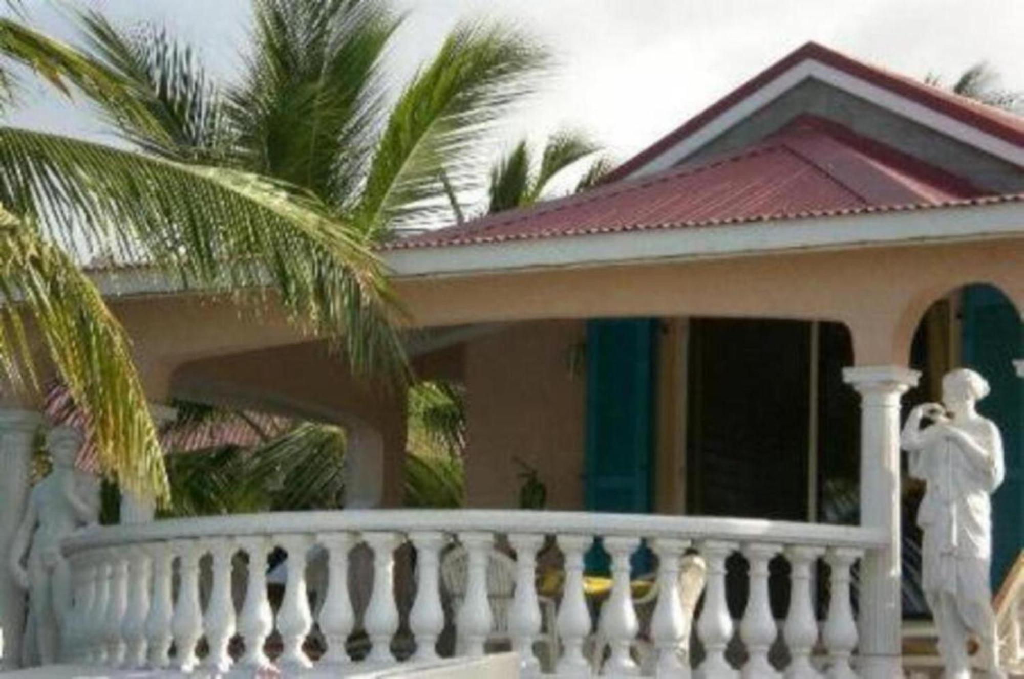 Sun Caraibes Villa Orient Bay Buitenkant foto