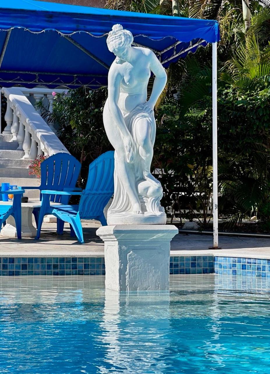 Sun Caraibes Villa Orient Bay Buitenkant foto